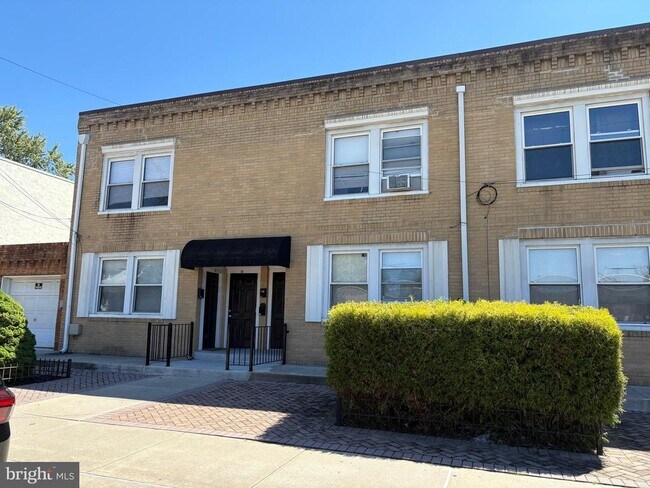 Building Photo - 803 White Horse Pike