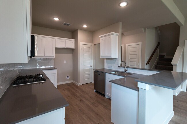 Building Photo - 1140 Enchanted Rock Ln