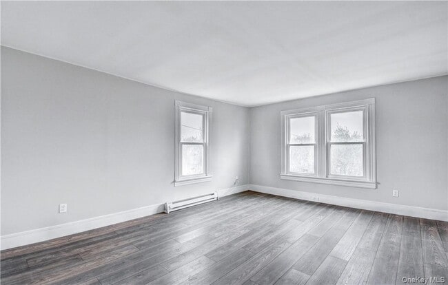 Building Photo - 202 Midland Lake Rd