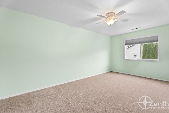 Building Photo - 9415 NW 28th Ct