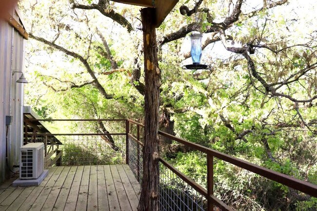 Building Photo - 8625 Grassbur Rd