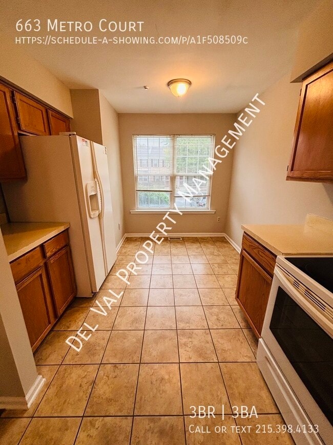 Building Photo - 663 Metro Ct