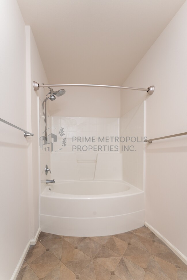 Building Photo - 21026 40th Pl S