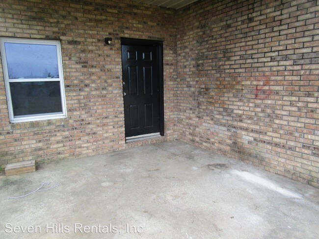 Building Photo - 1099 Abrams Rd SE