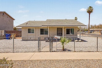 Building Photo - 5938 W Ocotillo Rd