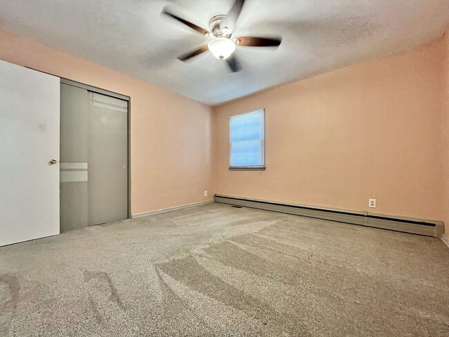 Building Photo - Four Bedroom Home in Grandville