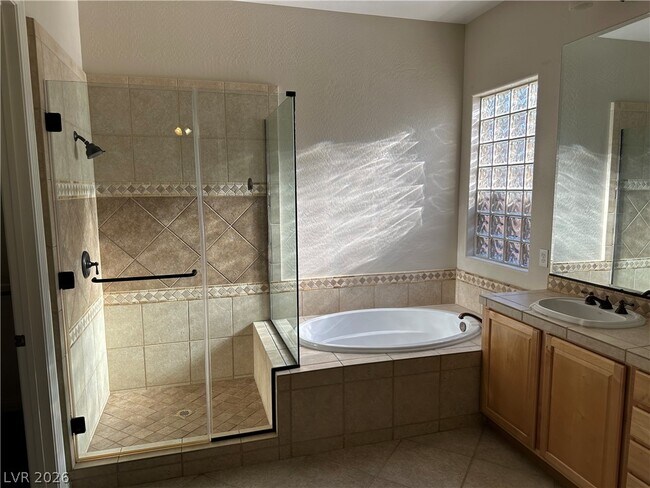 Building Photo - 3418 Singer Ln