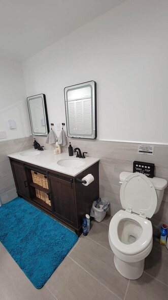 Building Photo - 5127 Hounds Ear Rd