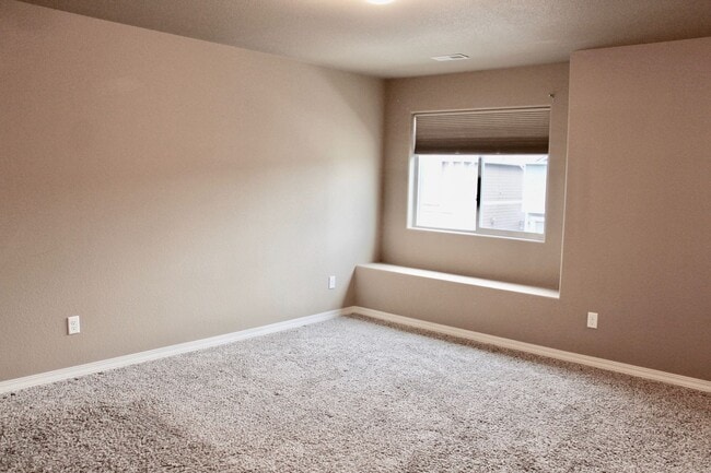 Building Photo - Well Cared For 3 bed/2.5 Bath Home in Security - Widefield