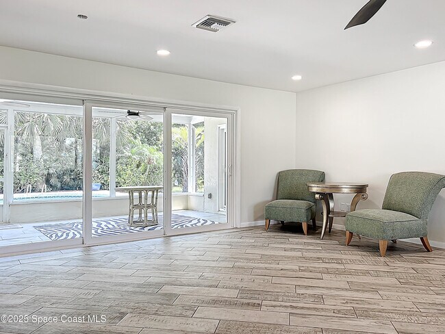 Building Photo - 201 Woody Cir