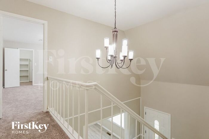 Building Photo - 3453 Lynngate Cir