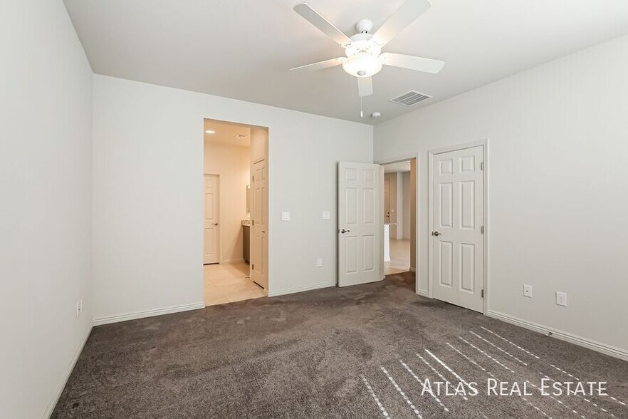 Building Photo - 1625 Guyot Ct