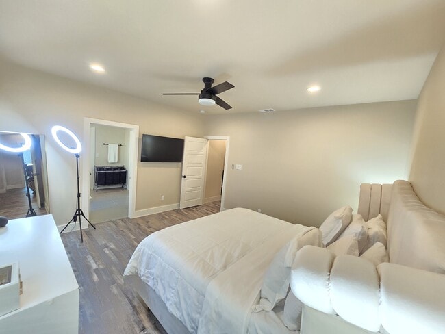 Building Photo - 2716 Brigham Ln