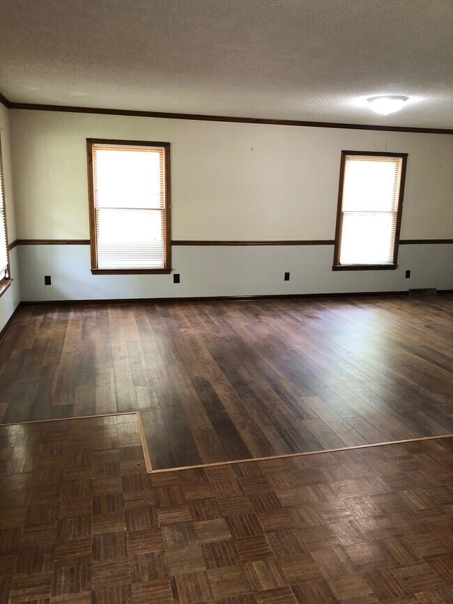 Building Photo - 826 Hillcroft Pl