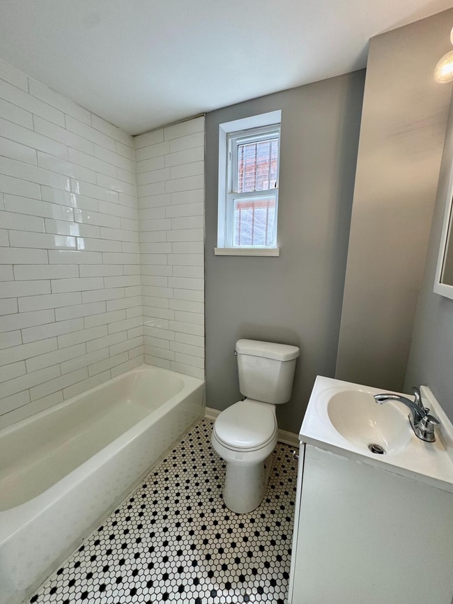 Building Photo - 3110 Euclid Ave