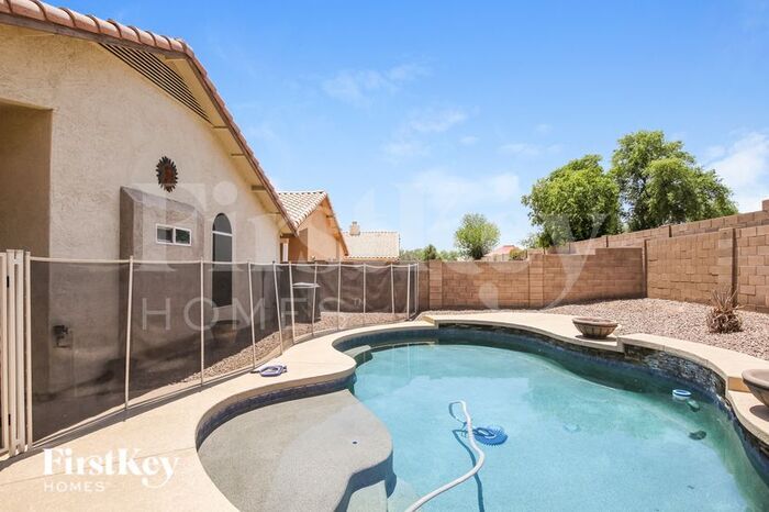 Building Photo - 2712 N 126th Dr