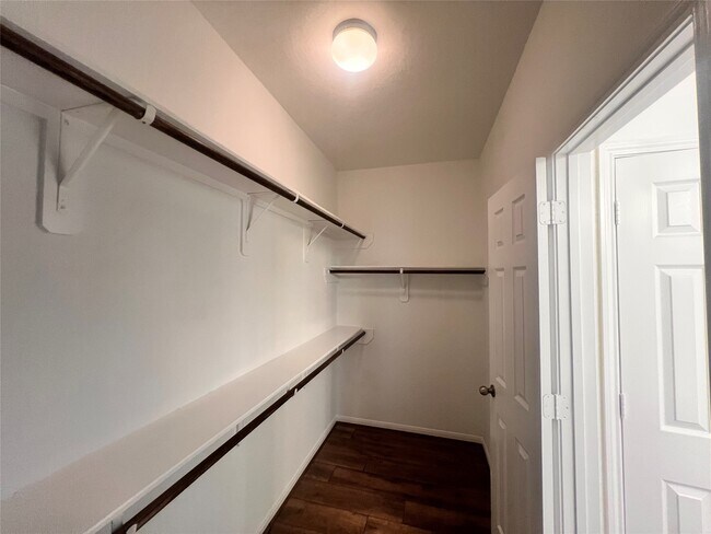 Building Photo - 23431 Breckenridge Dale Ln