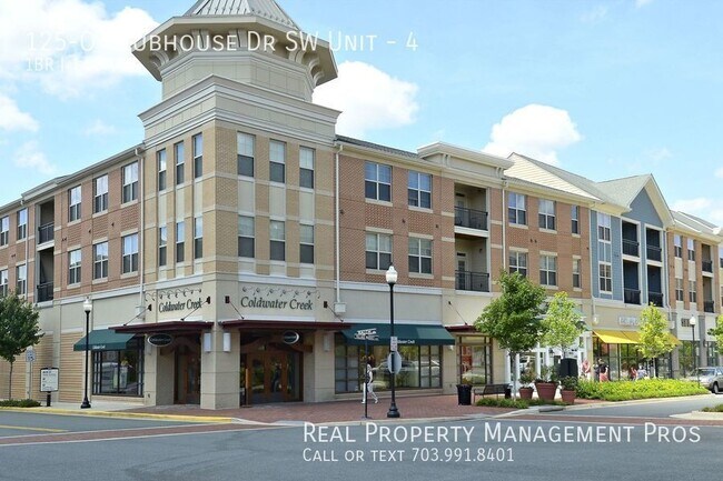 Building Photo - 125-O Clubhouse Dr SW Unit-4