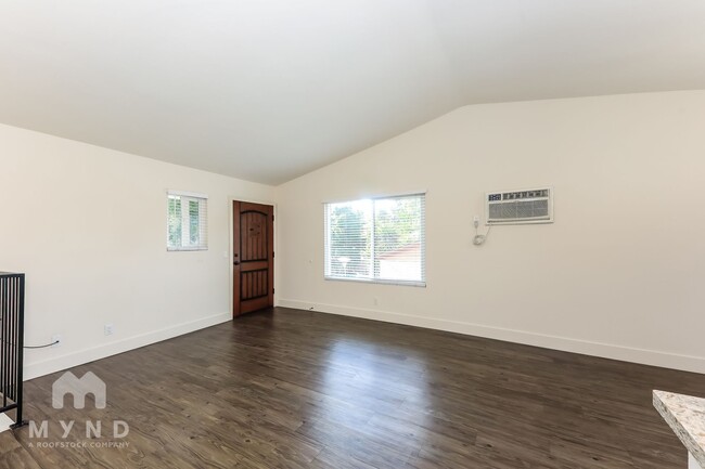 Building Photo - 4184 S 32nd St
