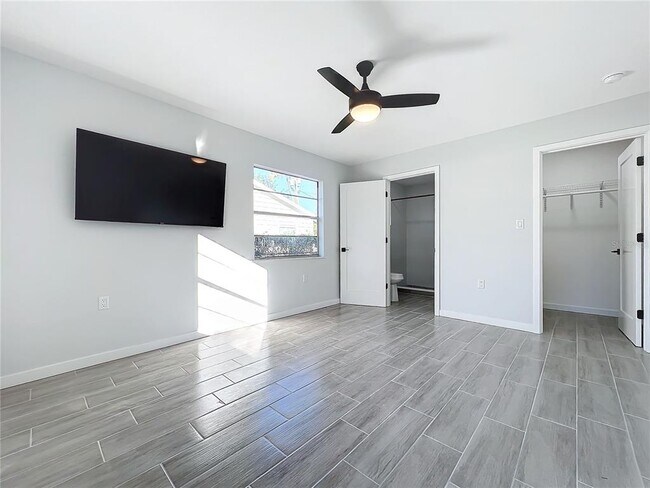 Building Photo - 1688 Bahia Vista St