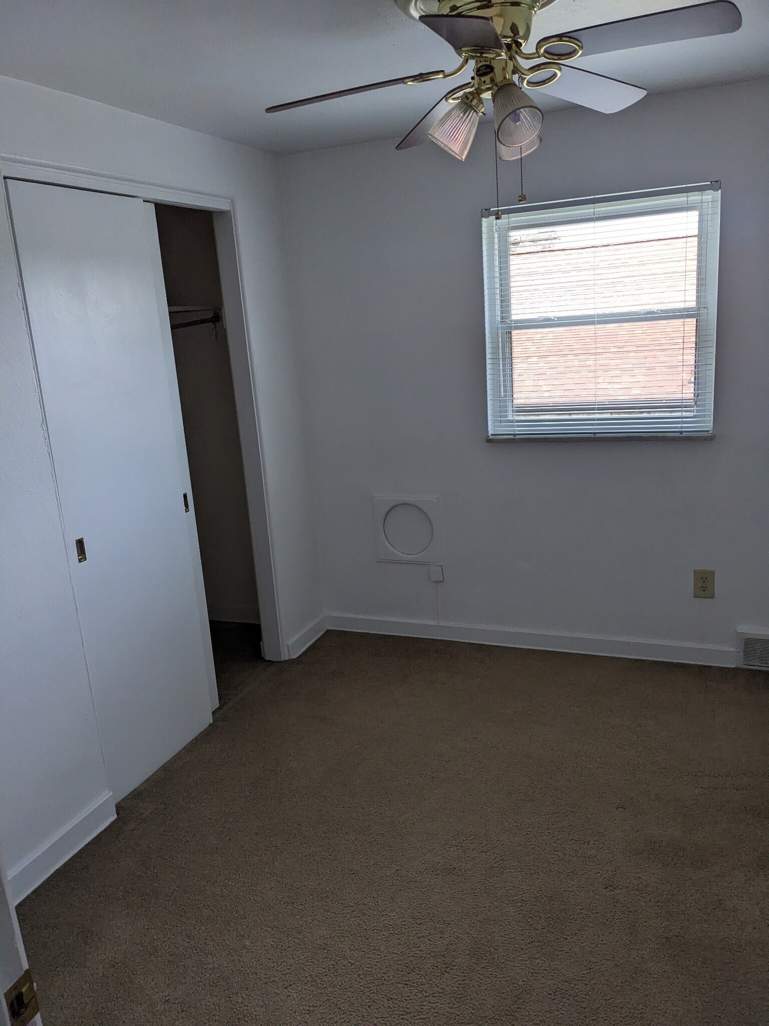 Bedroom 3 - 530 Montclair St