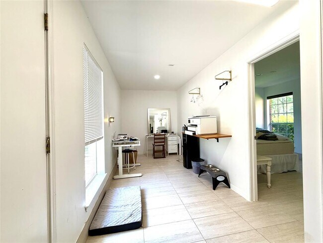 Building Photo - 40119 Donna Ana Rd