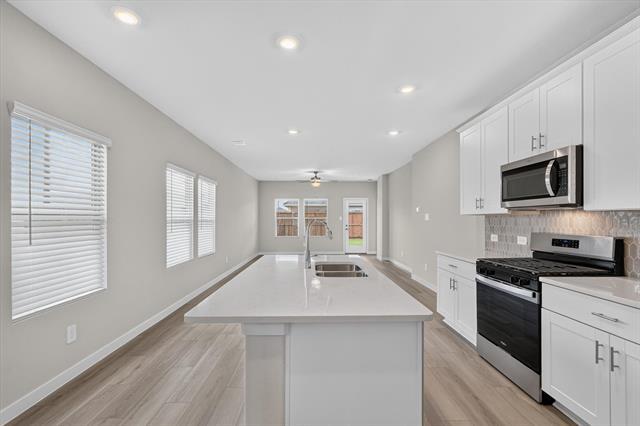 Building Photo - 3048 Belton Dr