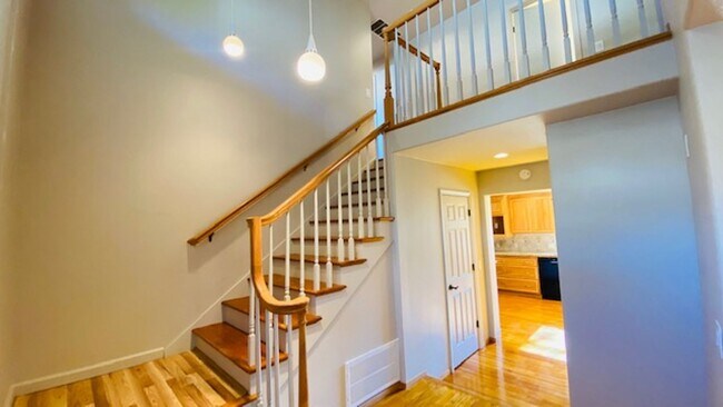 Building Photo - Gorgeous 4BD/2.5BA, Two-Story Home in Casa...