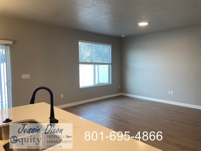 Building Photo - 3544 S 4250 W