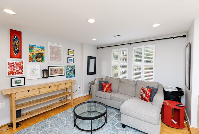 Building Photo - Bright One Bed Trinidad Rental Condo: Modern Living Near DC's Best