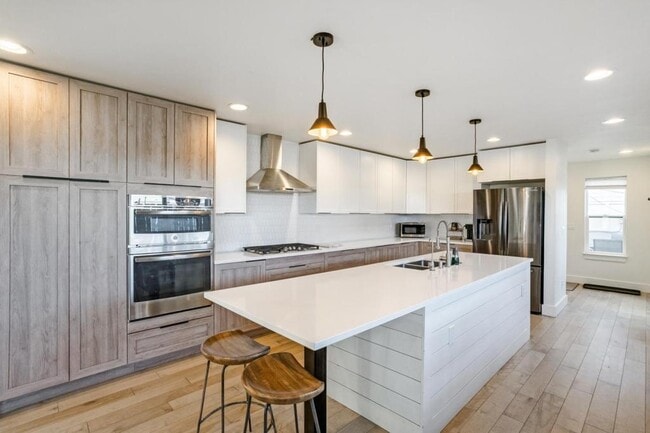 Building Photo - 3044 N Speer Blvd