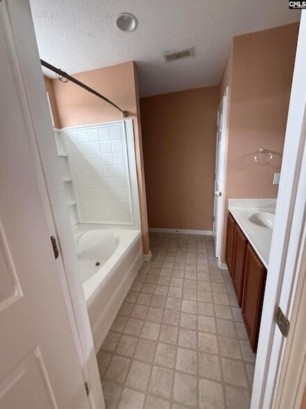 Building Photo - 345 Peppercorn Ln