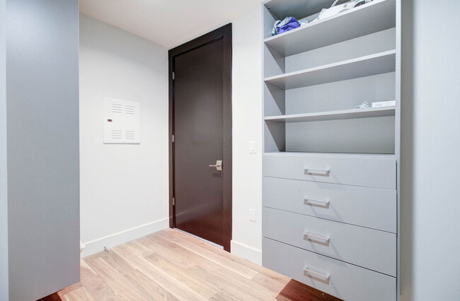 Building Photo - 4422 N 75th St