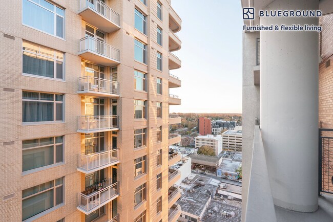 Building Photo - 4918 St Elmo Ave