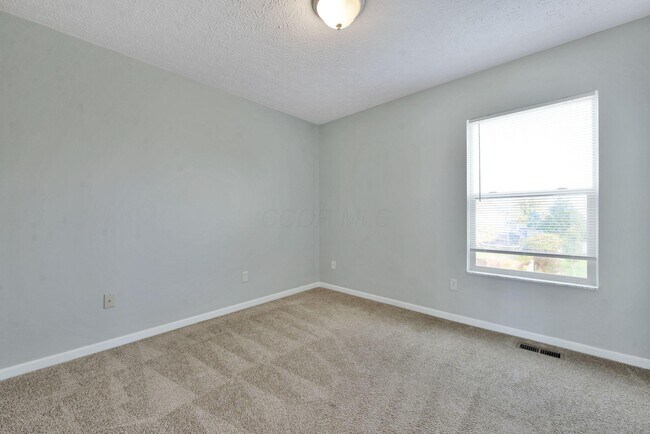 Building Photo - 1080 Mastell Dr