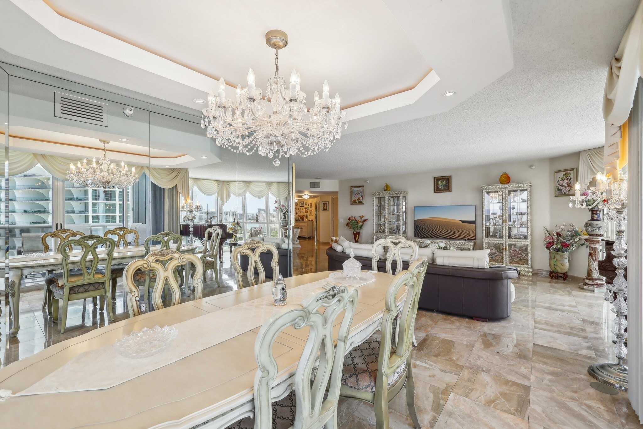 Building Photo - 16711 Collins Ave