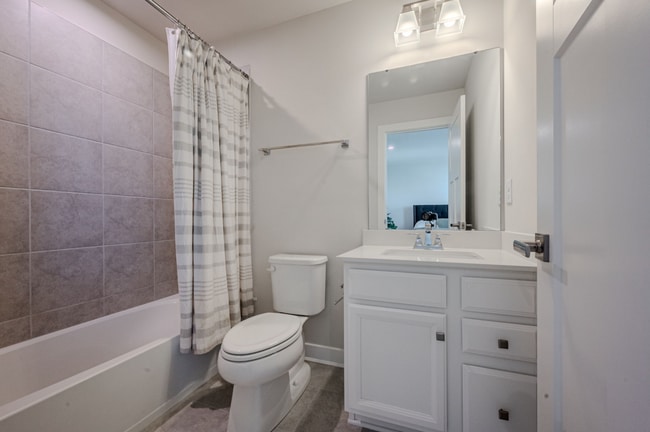 Building Photo - 1018 Applecross Dr