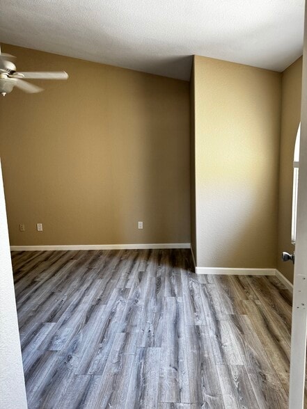 Room 1 - 2251 Wigwam Pky