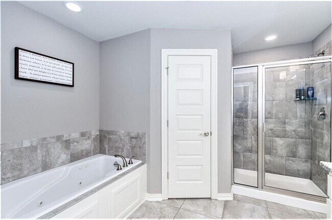 Building Photo - Stylish 3-Bedroom, 2-Bathroom Home for Rent!
