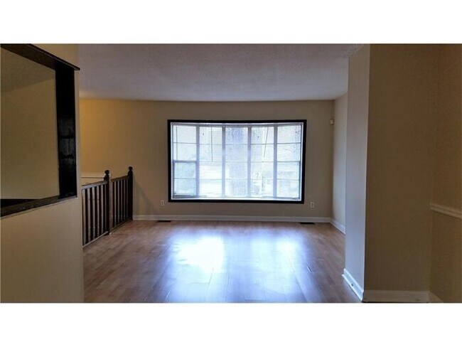 Building Photo - 1540 Walnut Ridge Ct