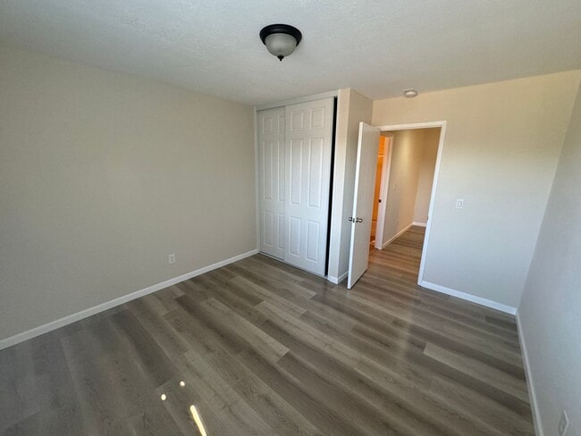 Building Photo - 239 Almondtree Ln