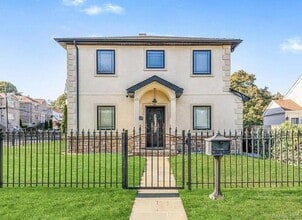 Building Photo - 113 Maple Pl