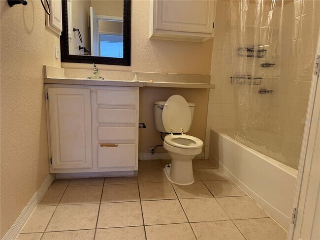 Building Photo - 8908 Legacy Ct