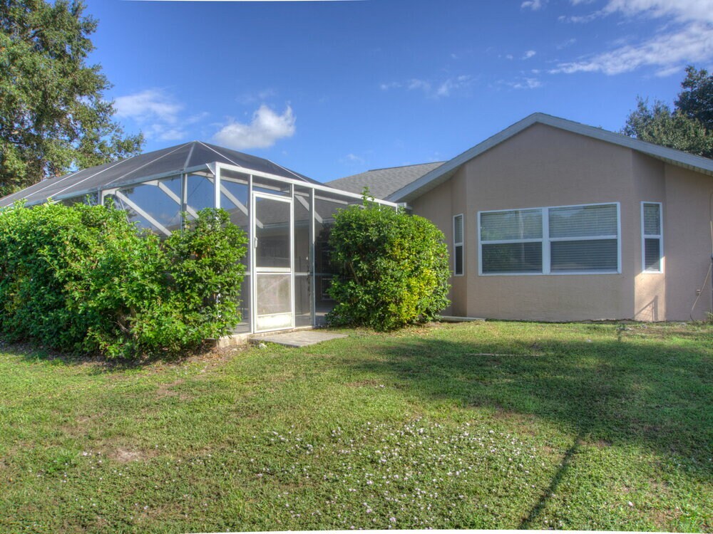 Building Photo - 5515 Maccaughey Dr