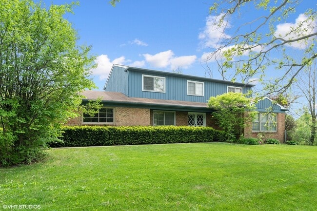 Primary Photo - 384 Hastings Ave