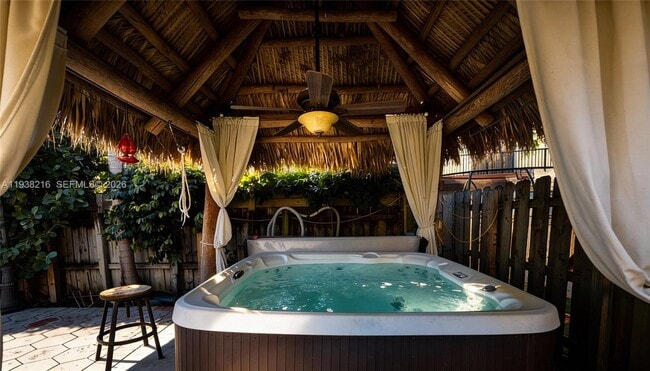 Building Photo - 15770 SW 141st Ct