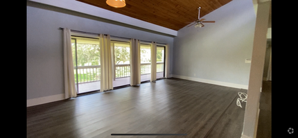 Building Photo - One Bedroom unit in Grenelefe