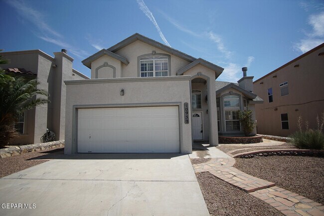 Building Photo - 10932 Acoma St