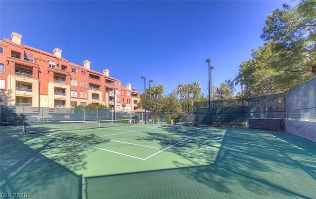 Building Photo - 260 E Flamingo Rd