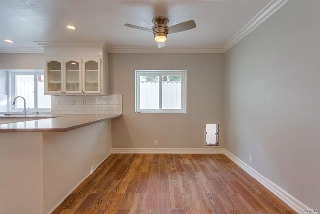 Building Photo - 917 Emerald St